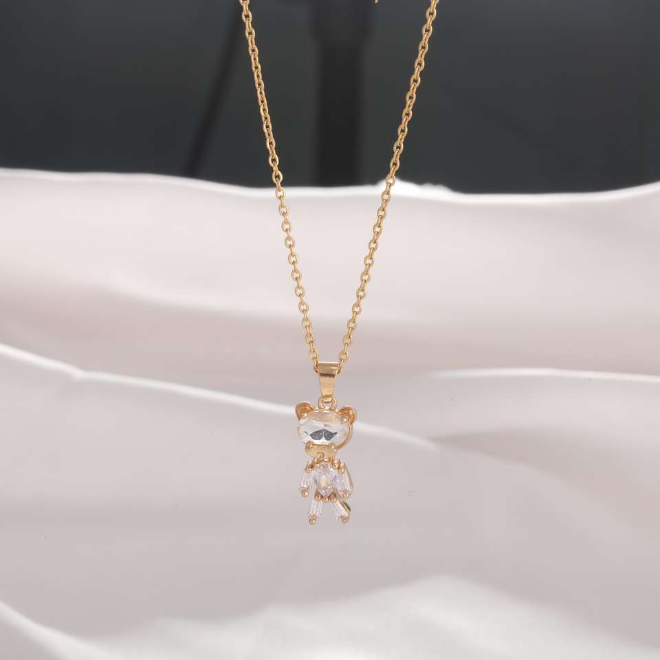 Creative Design Crystal Cartoon Bear Necklace
