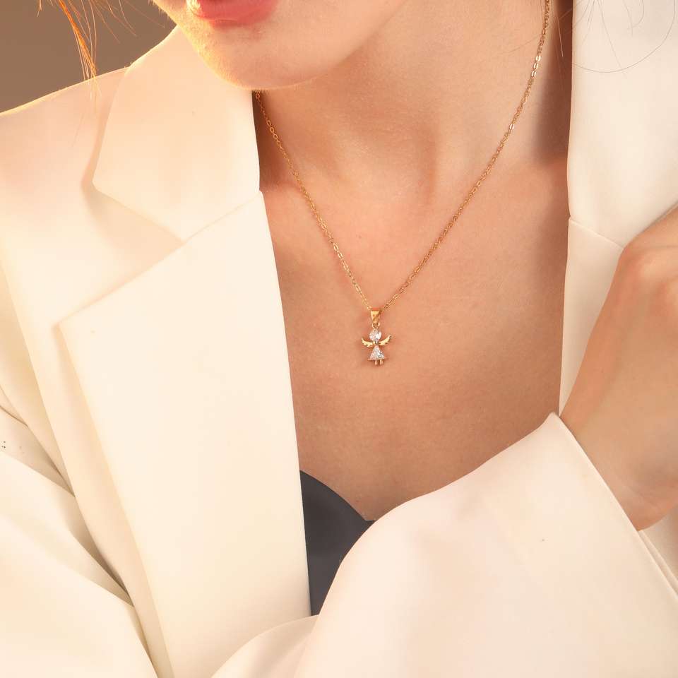 White Zircon Necklace