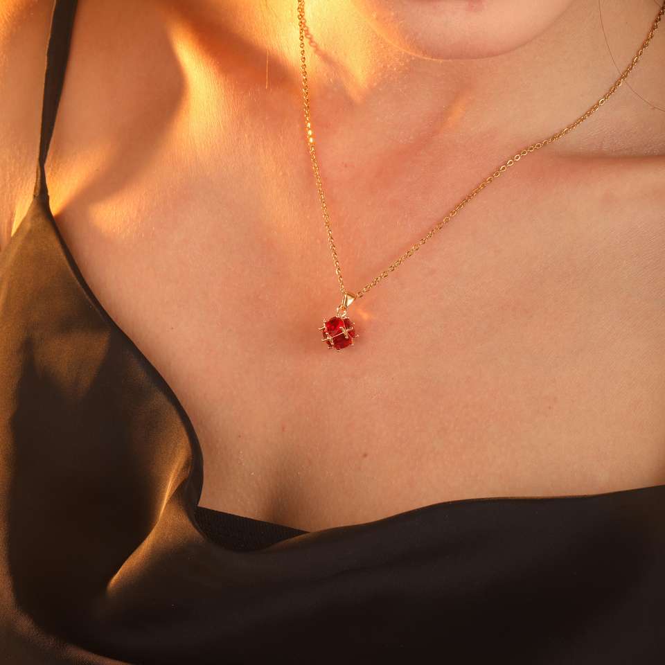 Ladies Vintage Style 18K Plated Pentagram Starfish Zircon Pendant Necklace