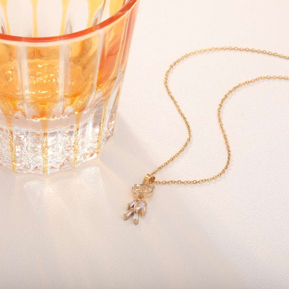 Creative Design Crystal Cartoon Bear Necklace