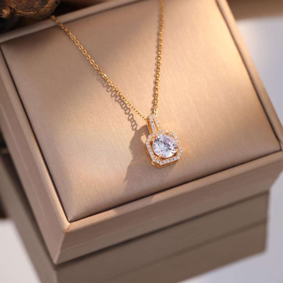 Zircon Pendant daily Wear Luxury Necklace High Quality Gold Plating Wedding Banquet Necklace holiday Gift