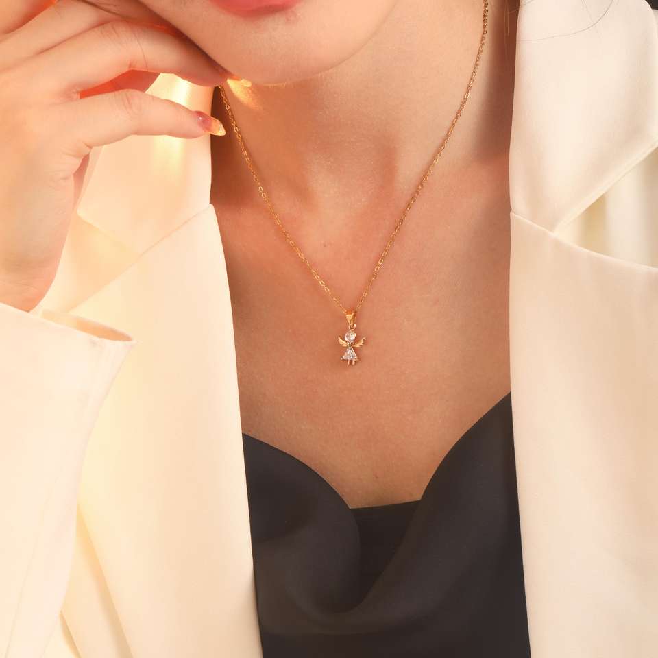 White Zircon Necklace