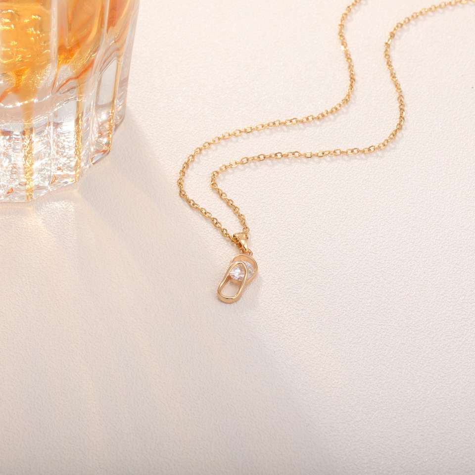 Copper Creative Slipper Zircon Pendant Gold Plated Elegant Women's Party Wedding Necklace Stainless Steel Chain