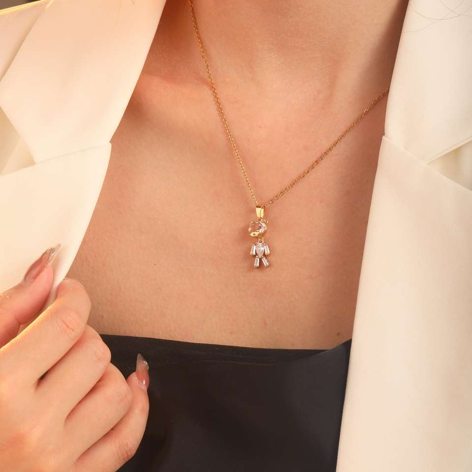 Creative Design Crystal Cartoon Bear Necklace