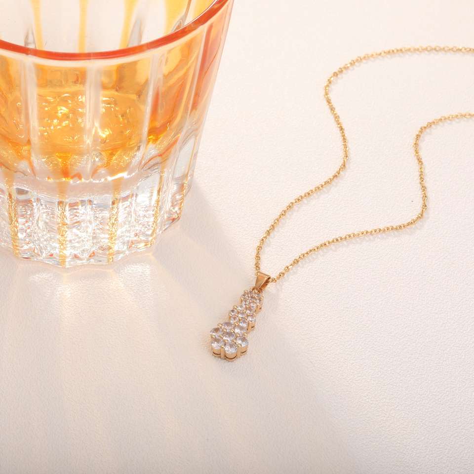Full Zircon Pendant Luxury Necklace