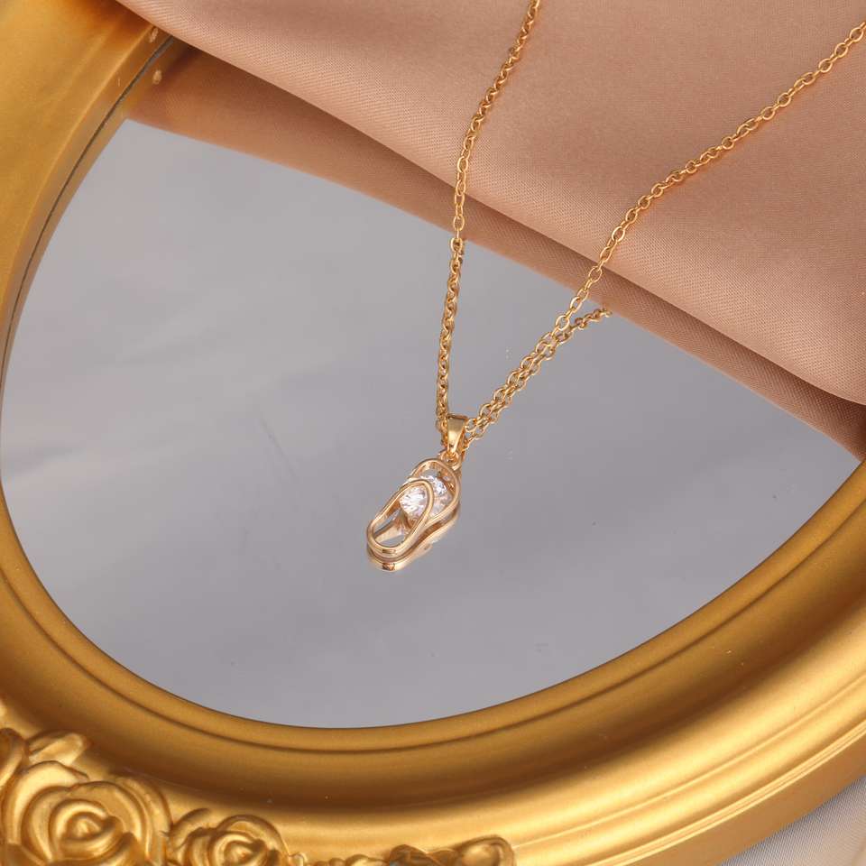 Copper Creative Slipper Zircon Pendant Gold Plated Elegant Women's Party Wedding Necklace Stainless Steel Chain
